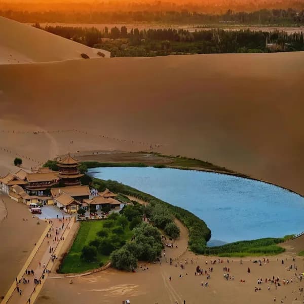 Mingsha Mountain & Crescent Lake