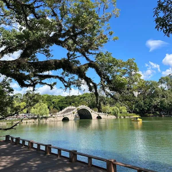 West Lake Park