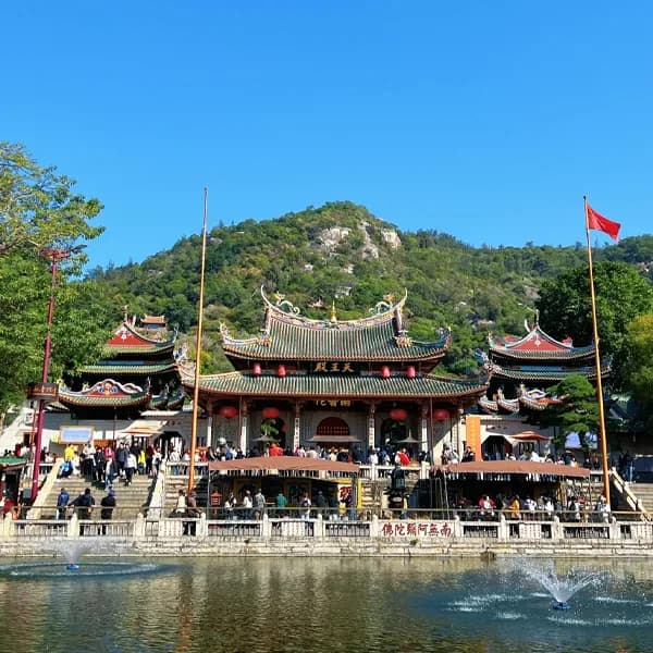 Nanputuo Temple