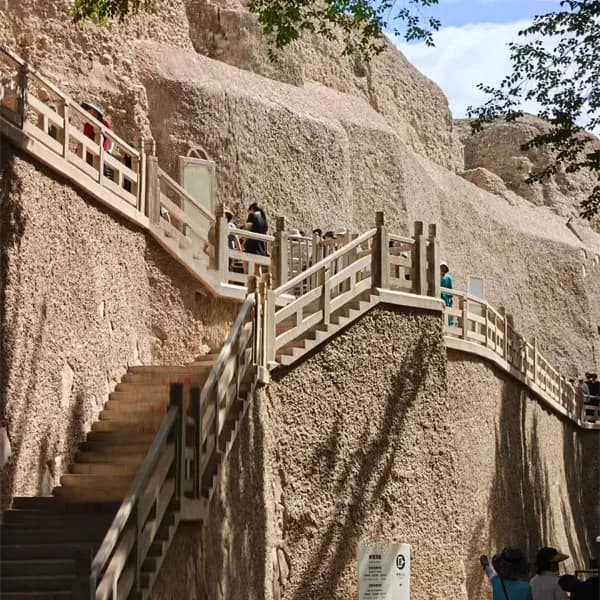 Dunhuang Silk Road Tour: Caves & Yangguan Day Trip 3