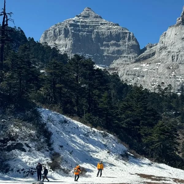 Balagzong Private Tour from Shangri-La by Car 2