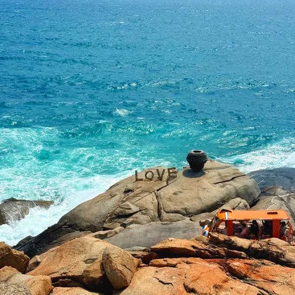 Sanya Island Day Trip: Luhuitou, Wuzhizhou & Tianya 4