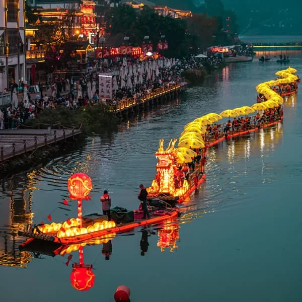 Leshan Giant Buddha Tour from Chengdu with Suji Town 5