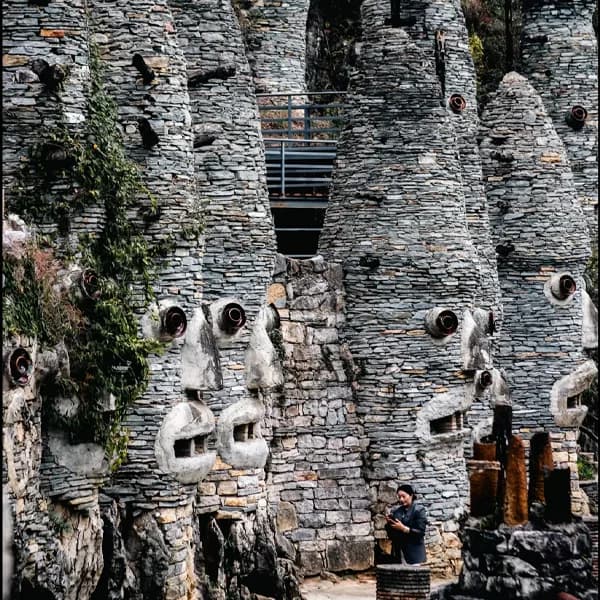 Qingyan Ancient Town Tour from Guiyang with Yelang Valley 4