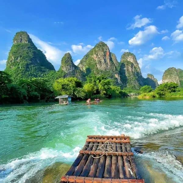 Guilin Railway Station to Yangshuo Private Car  3