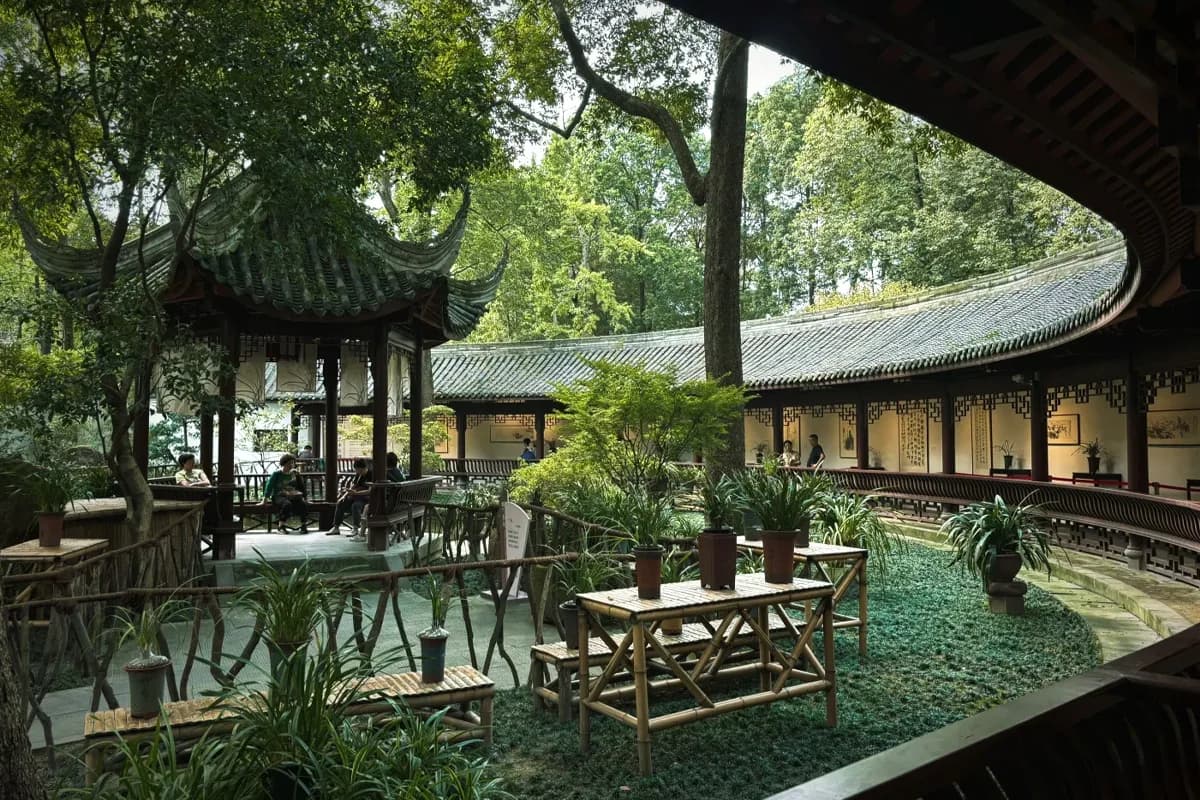 4-Day Chengdu Dujiangyan Private Car Charter with Driver 5