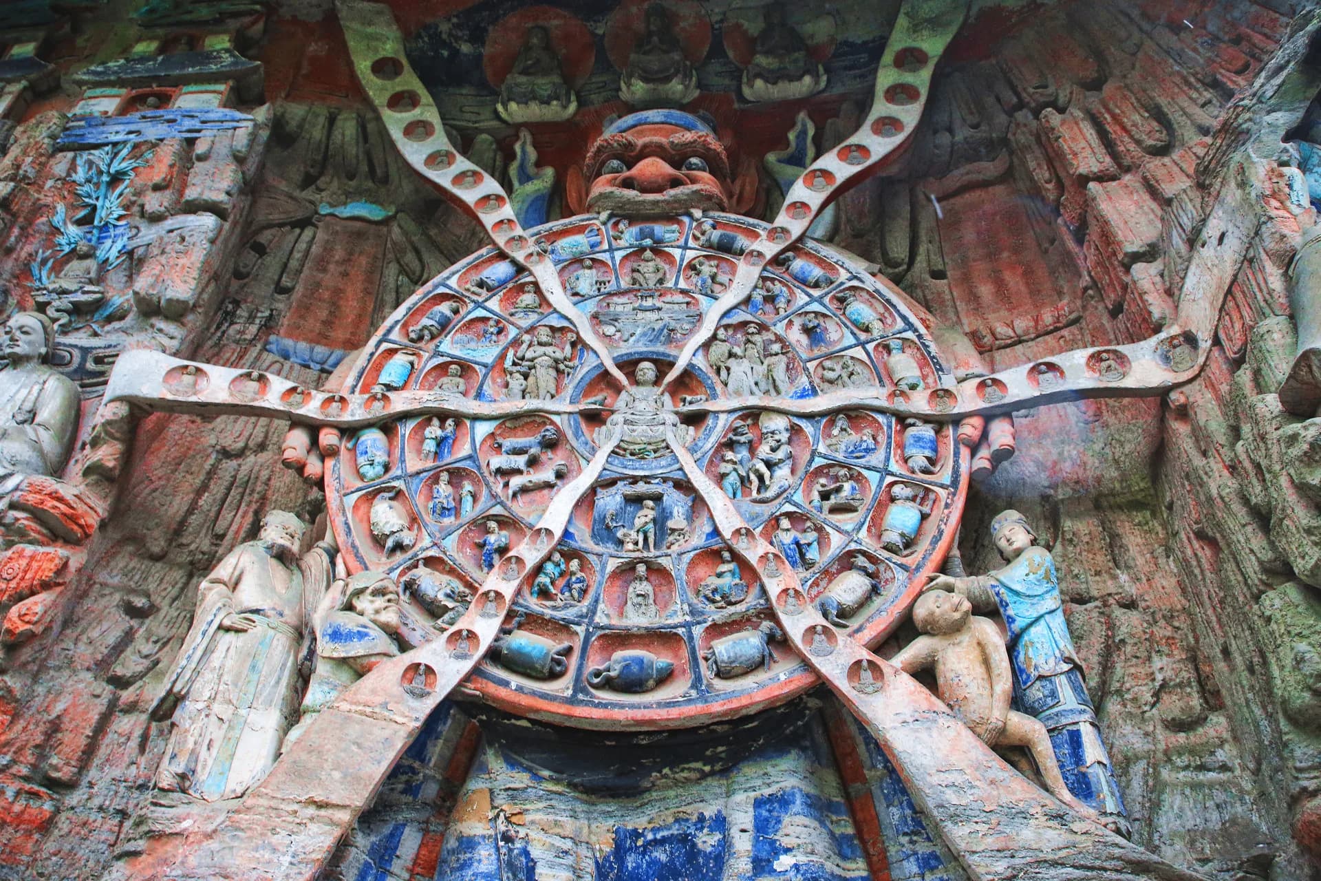 4-Day Chongqing Private Car Charter with Driver 3