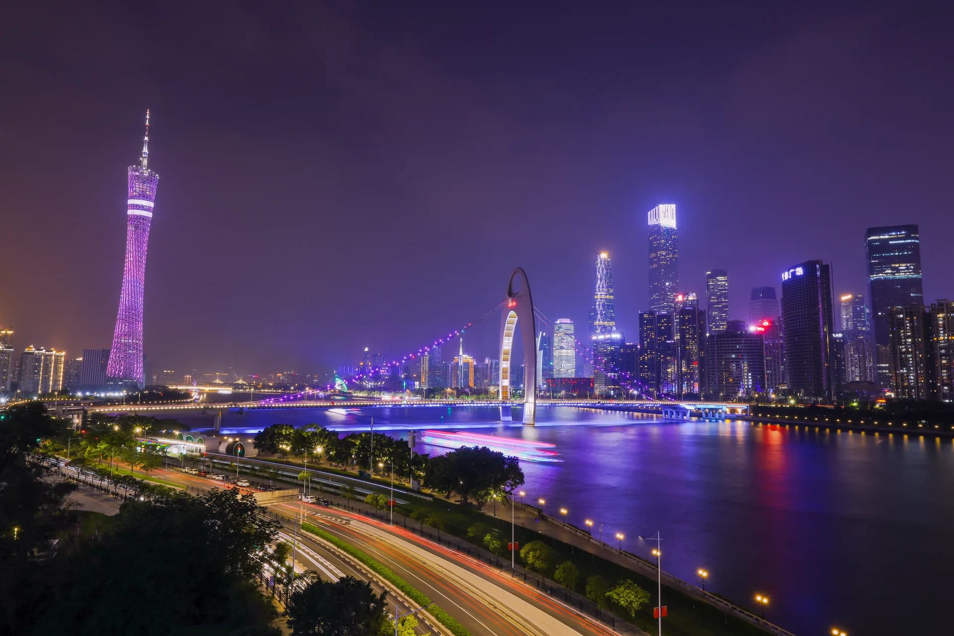2-Day Guangzhou Private Car Charter with Driver 2