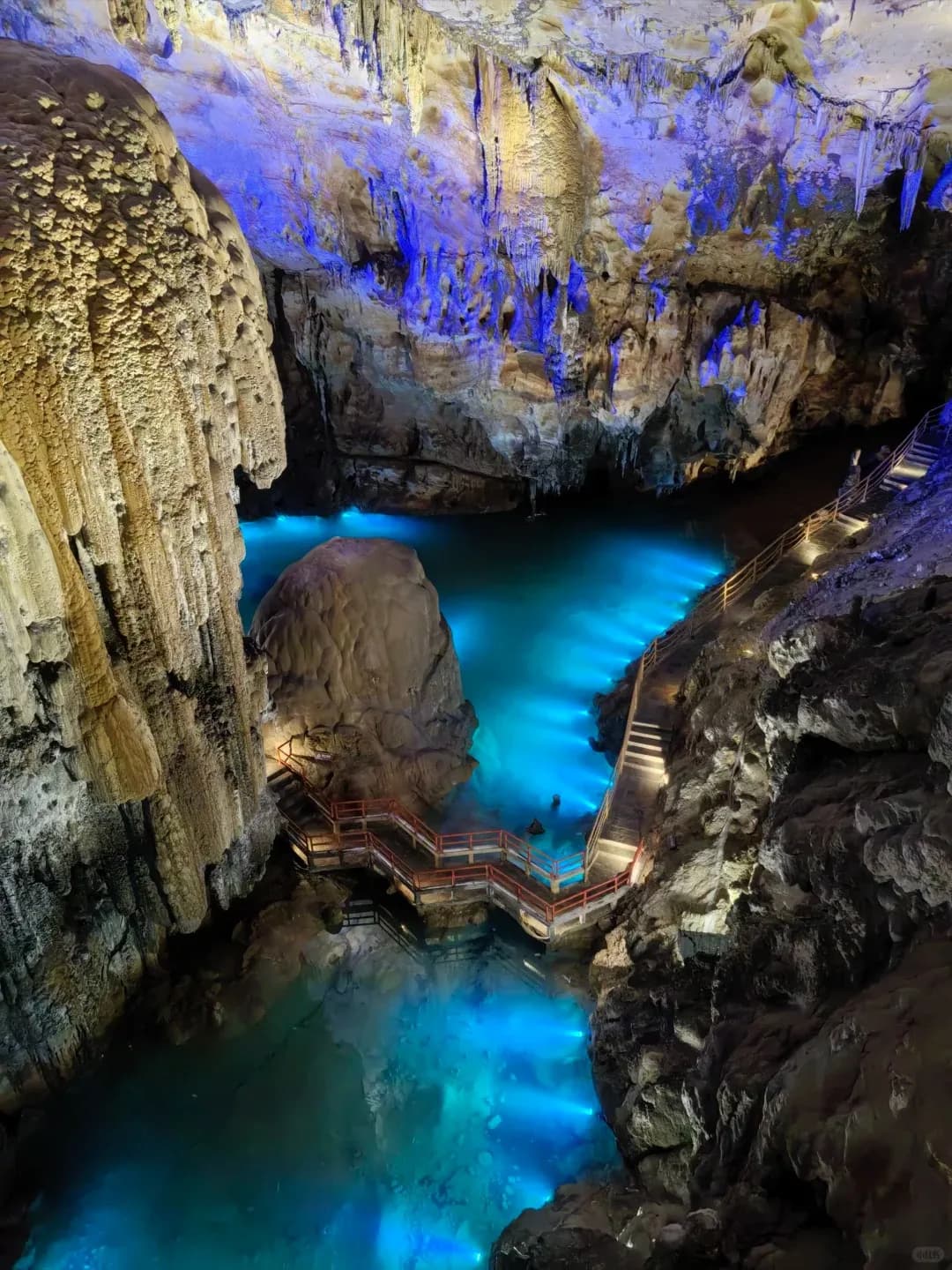 3-Day Guizhou Private Car Charter with Driver 5